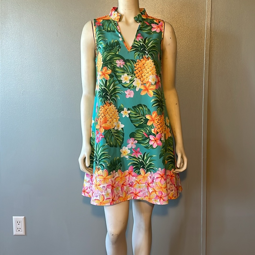 Molly, bracken, Hawaiian, sleeveless, floral tunic dress. Size S